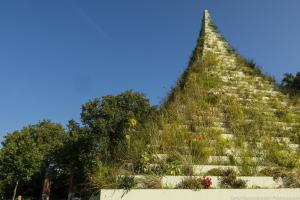 Documenta14_LivingPyramid_Web02